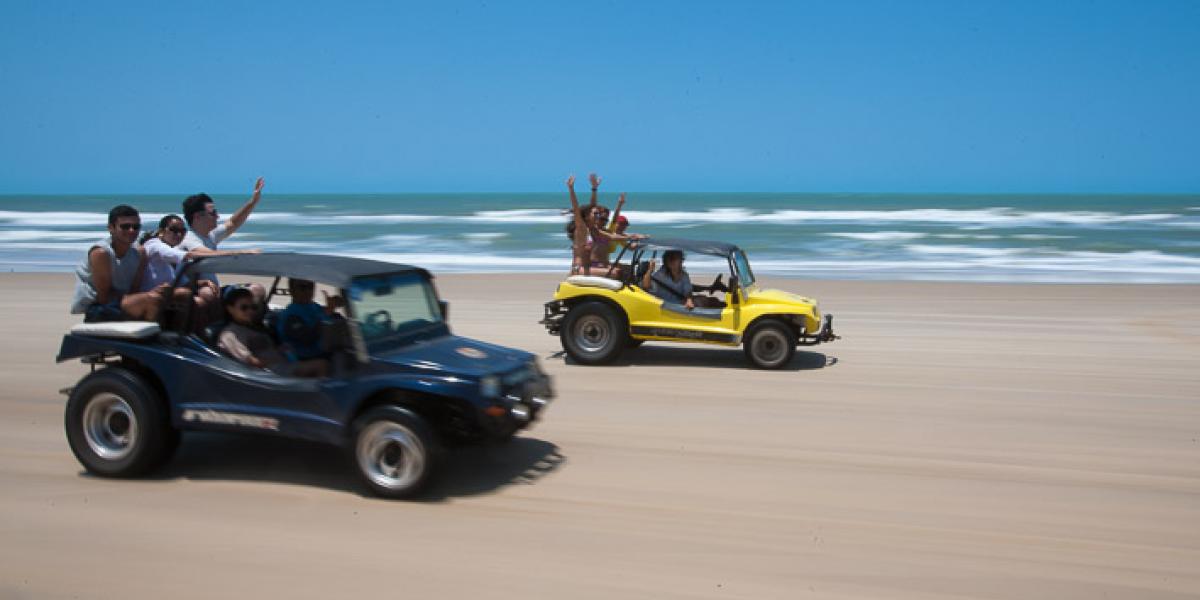 Passeio de buggy em Cumbuco