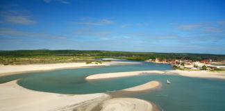 Praia de Águas Belas: O recanto das piscinas naturais no Ceará aguas belas